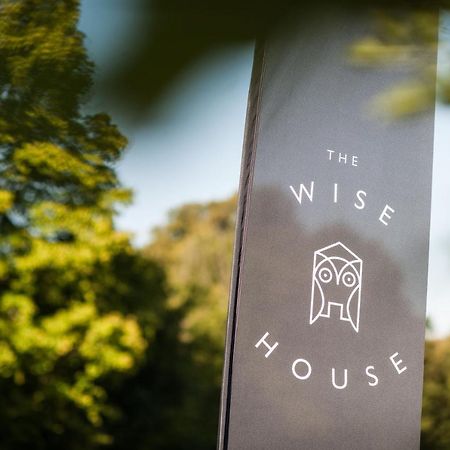 Готель The Wise House Hastiere-par-dela Екстер'єр фото